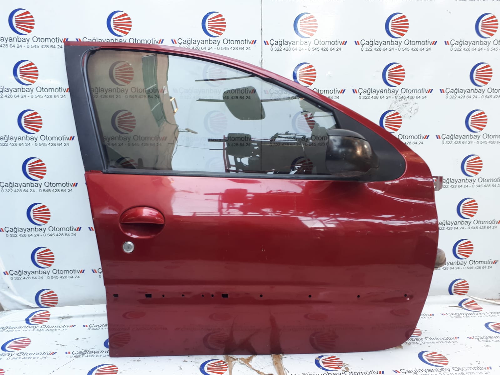 Peugeot 206 Sağ Ön Kapı